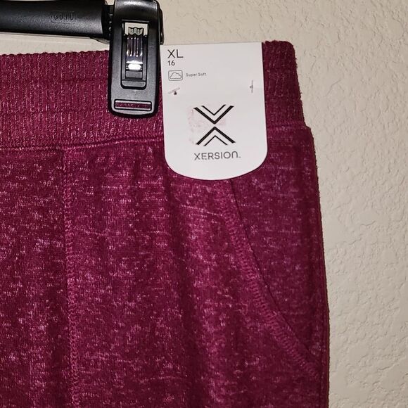 Xersion Uktra Soft Pants/Joggers for Women, Color Rose Wine - Picture 7 of 8